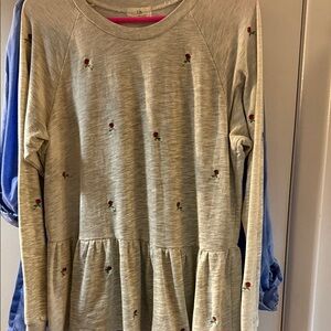 T.La Gray Floral Embroidered Top